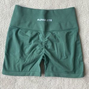 Alphalete Amplify Short 4.5” - Ivy